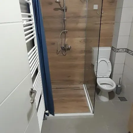 Apartment Center Drvenija *