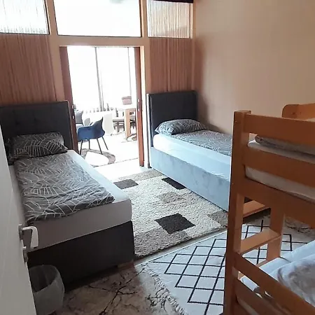 Center Drvenija Apartmán