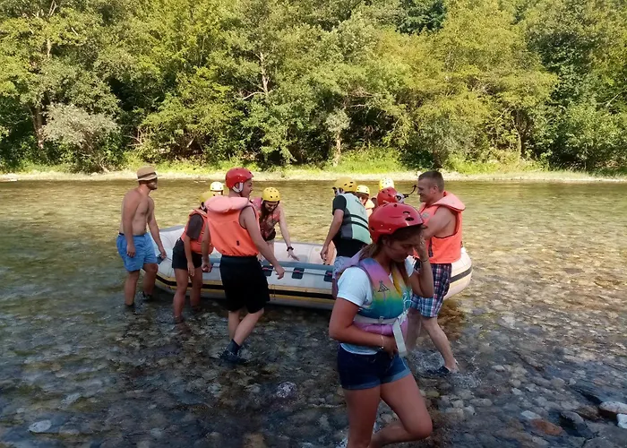 Center Drvenija * سراييفو