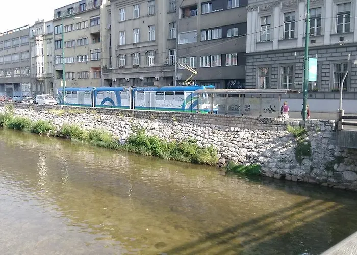 شقة Center Drvenija